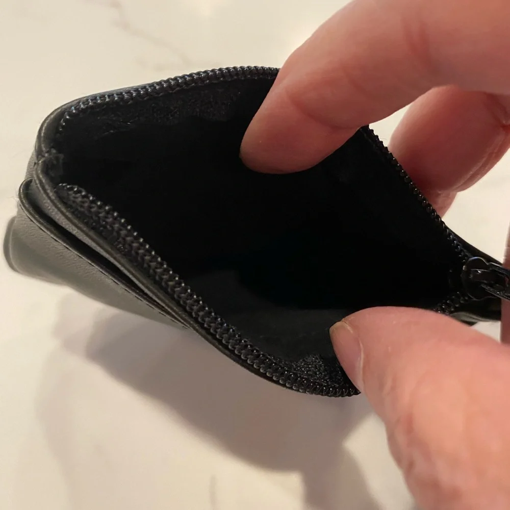 Buxton Black Leather Card Coin Case - Picture 3 of 6